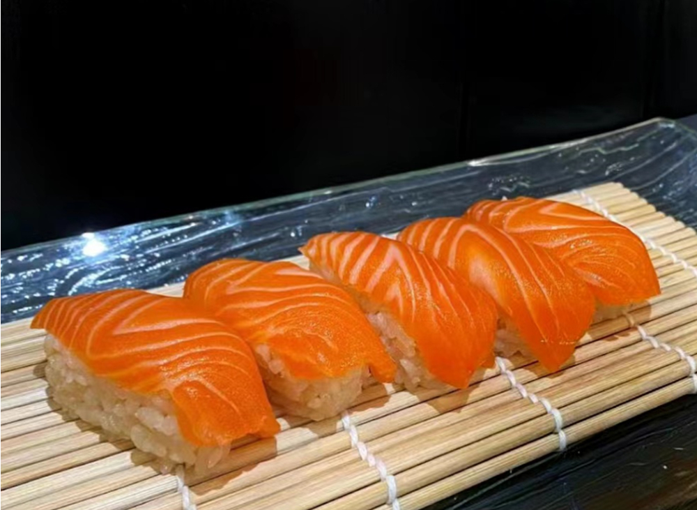 B5 Salmon Sushi Box