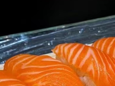 B5 Salmon Sushi Box